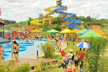 Reabrió sus puertas el Parque Acuático de Federación