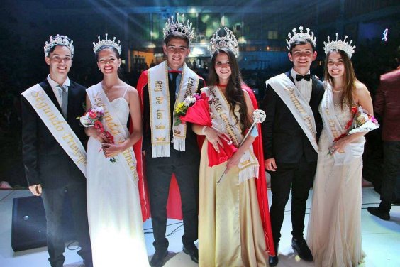 En el Club Ferro fueron coronados los nuevos Reyes de los Estudiantes de Concordia