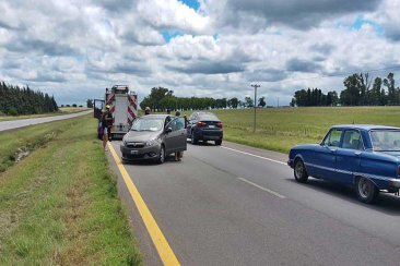 RUTA 14: Despistó y terminó sobre el otro carril de circulación