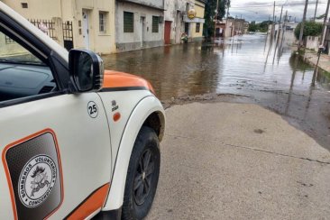Más de 300 familias debieron ser evacuadas por la inundación