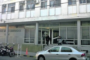 La dirección aclaró que los sueldos se están pagando en tiempo y forma. La dirección aclaró que los sueldos se están pagando en tiempo y forma.