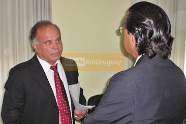El ex senador Mario Yedro y su abogado en el juicio donde fue condenado El ex senador Mario Yedro y su abogado en el juicio donde fue condenado