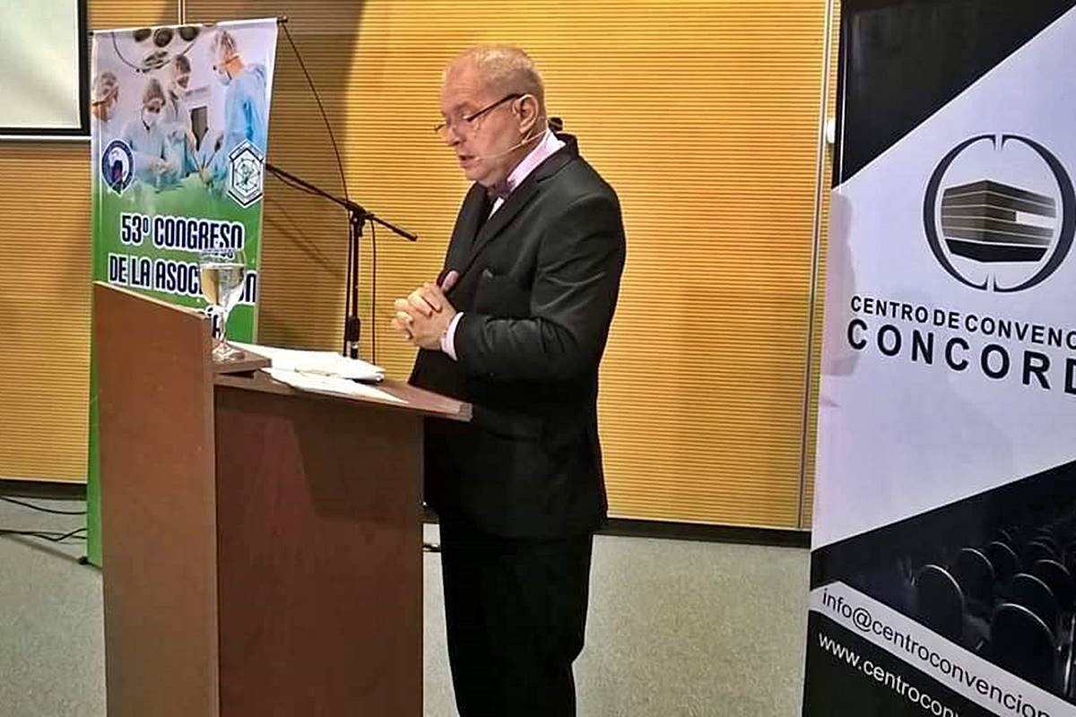 Dr. Julio Grecco Dr. Julio Grecco