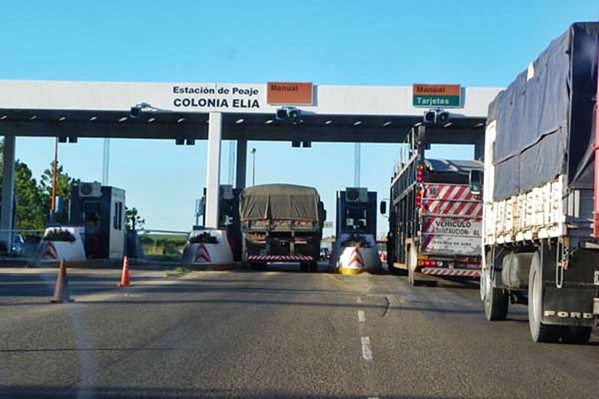 El accidente se produjo cerca del Peaje Colonia Elia