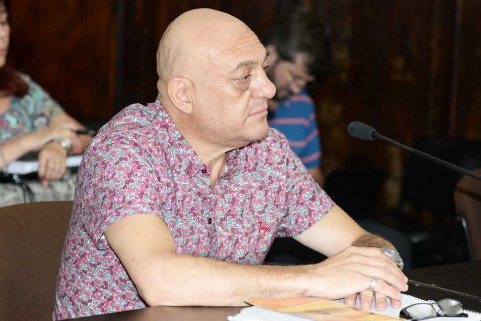 Gustavo Alfonzo pide salidas laborales a dos a&ntilde;os de su condena