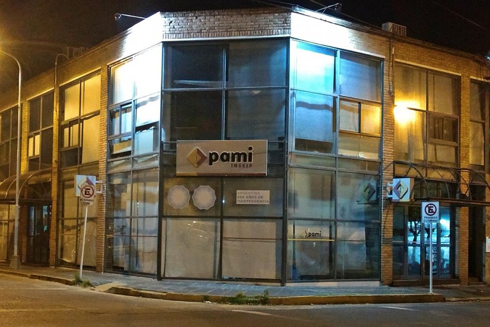 La emergencia económica llegó al PAMI y congelan sueldos de funcionarios y gerentes
