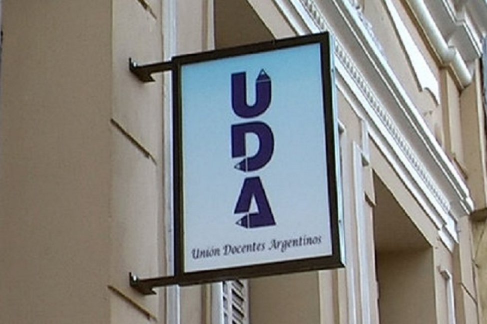 UDA aceptó la oferta salarial del gobierno provincial y levantó las jornadas de paro