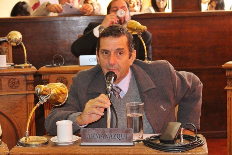Armanazqui negó que el Concejo tuviera en agenda tratar el cerramiento de San Carlos