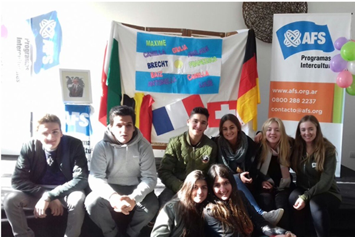Programa AFS busca familia anfitrionas. Programa AFS busca familia anfitrionas.