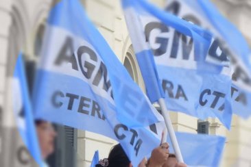 El gremio transmitirá 100 horas de radio. El gremio transmitirá 100 horas de radio.