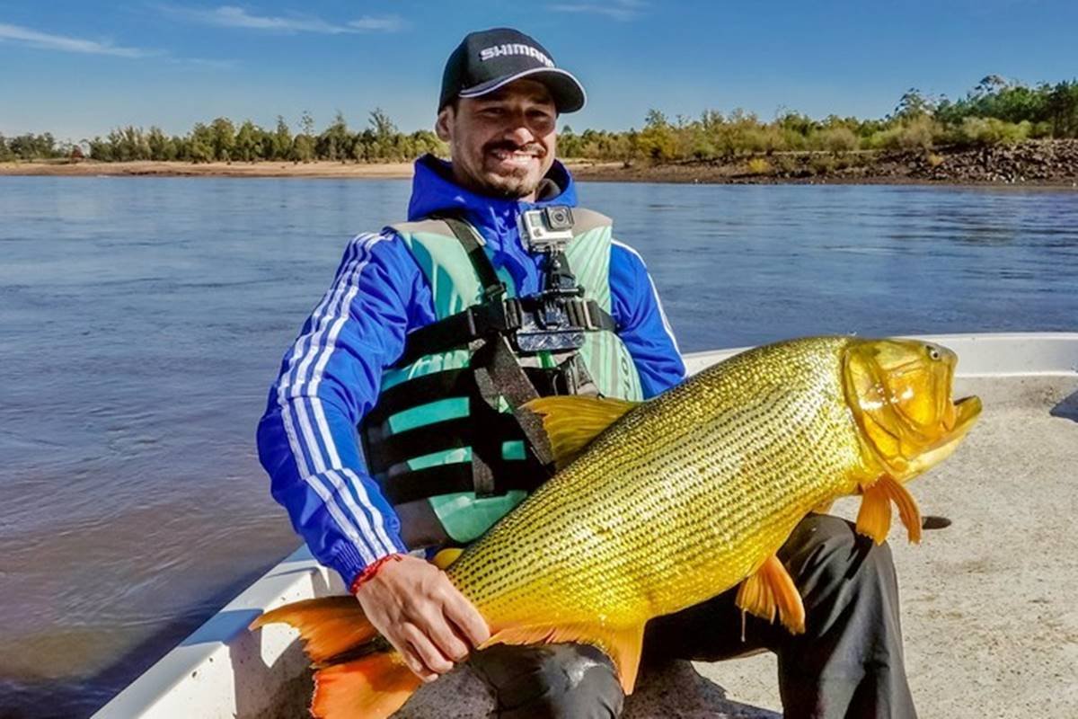 La pesca es uno de lo principales atractivos tur&iacute;sticos de la provincia