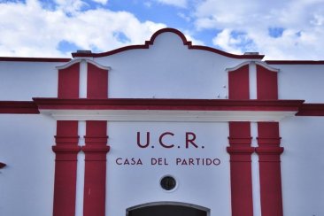 Por primera vez, una mujer conducirá el partido en la provincia. Por primera vez, una mujer conducirá el partido en la provincia.