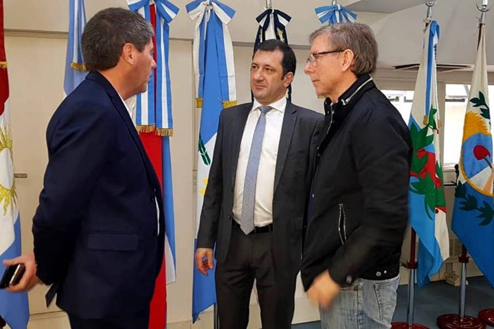 Kueider acus&oacute; al gobierno nacional de hacer campa&ntilde;a con recursos de la provincias