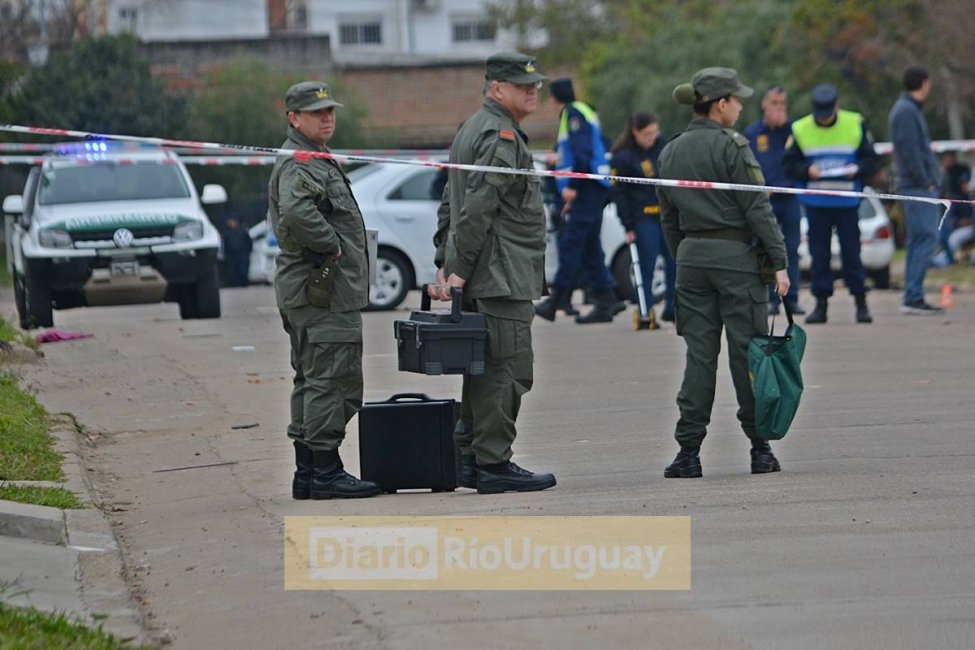 Se identificó al hombre que murió por disparo policial y Gendarmería fue convocada para las pericias