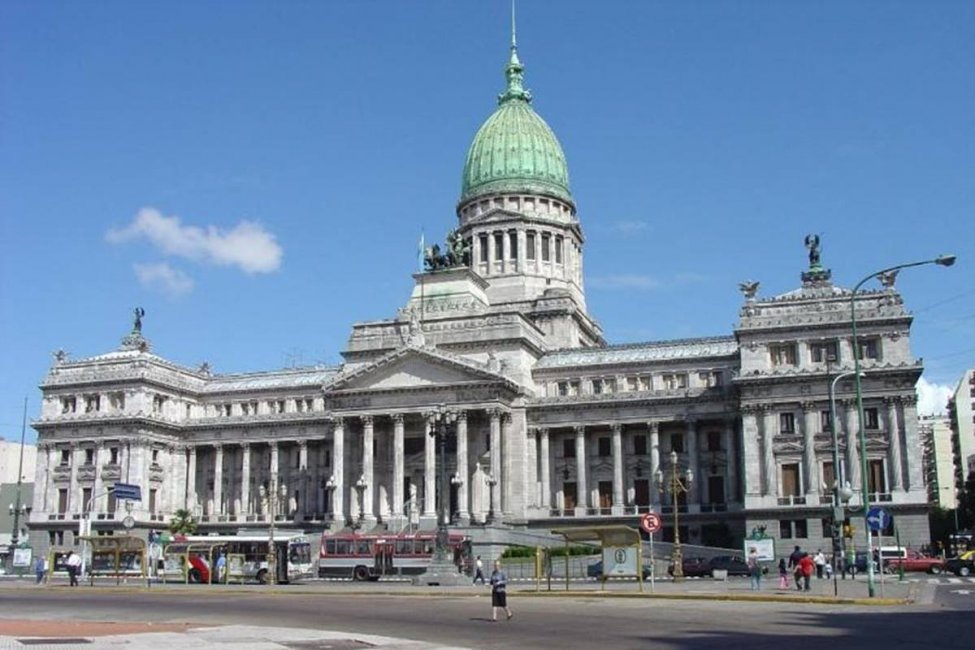 Los diputados tuvieron una suba del 32% para sus dietas en un año de escaso trabajo legislativo
