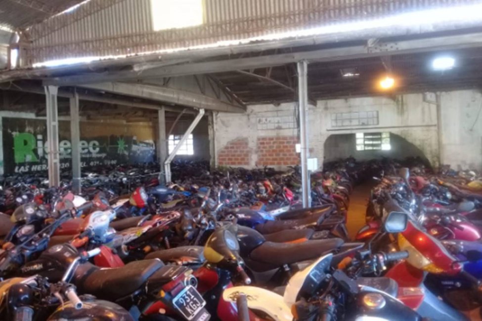 Ya son casi cuatro mil las motos retenidas en los depósitos municipales