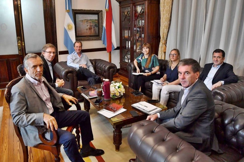 Ante los anuncios de subas salariales Bordet reconoció que “estamos atentos a las medidas nacionales”