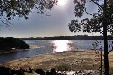 Una vista de la playa del camping de la Tortuga Alegre Una vista de la playa del camping de la Tortuga Alegre