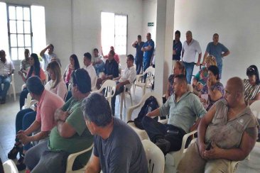 La propuesta se aceptó pero se la declaró "insuficiente". La propuesta se aceptó pero se la declaró "insuficiente".