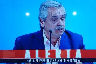 Sin clases hasta fin de marzo y cierre de fronteras. Sin clases hasta fin de marzo y cierre de fronteras.