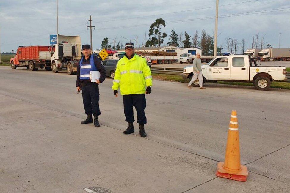 A la provincia solo ingresan camiones y vehículos con motivo justificado