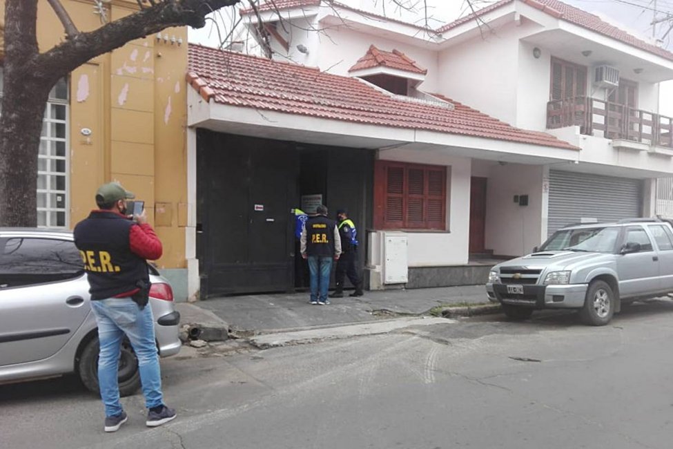 Allanan una vivienda lindante a la casa de Teresita Galli