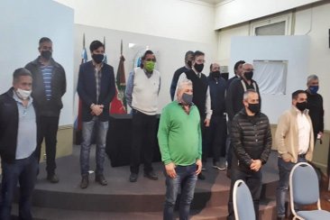 Los gremios plantearon el tema salarial de los empleados municipales. Los gremios plantearon el tema salarial de los empleados municipales.