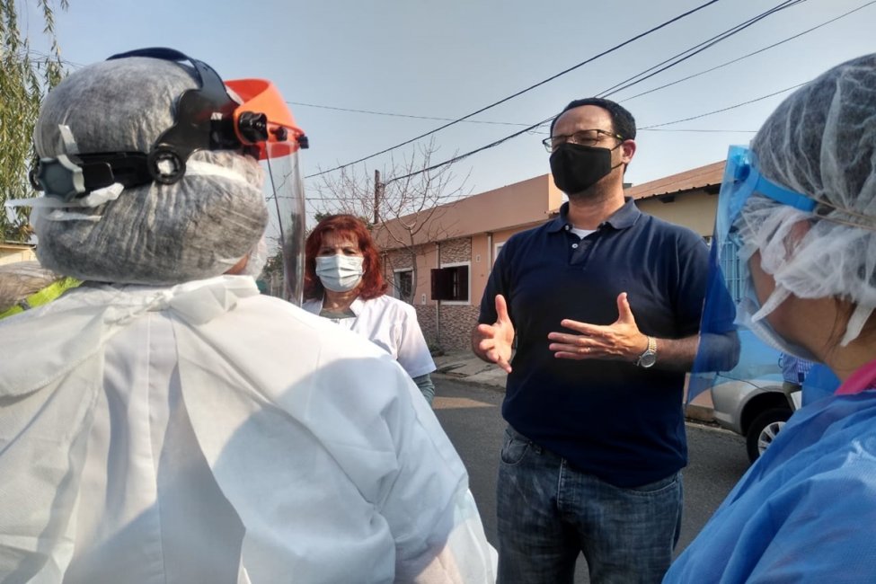 "Si no hay responsabilidad social no vamos a dar abasto con los recursos", afirmó el Secretario de Salud municipal