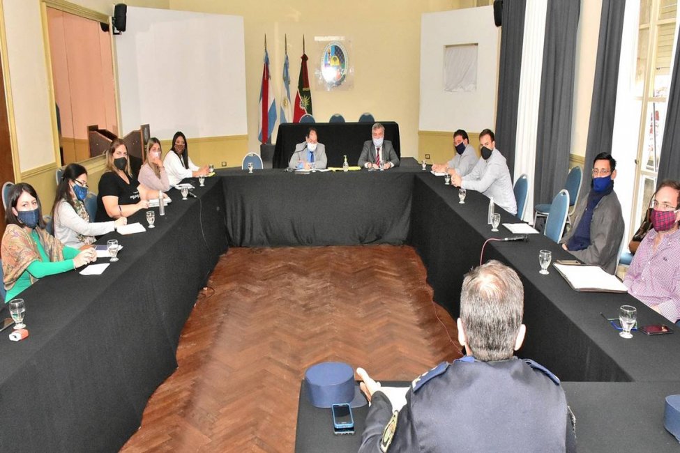Policía, Justicia y concejales debatieron sobre la seguridad pública en Concordia