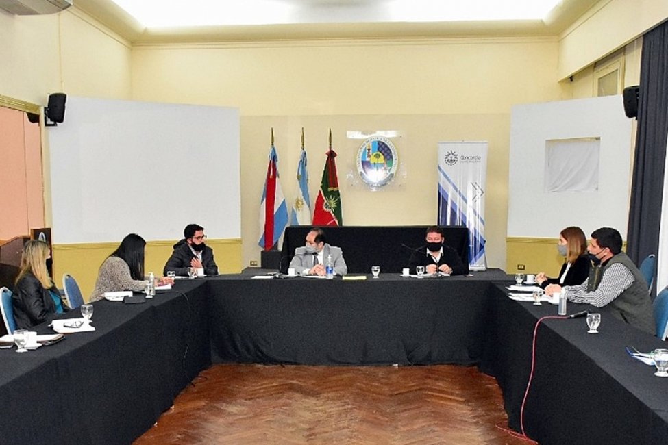 Megacable planteó a los concejales que a la empresa no le consta que haya muchos reclamos por mal servicio