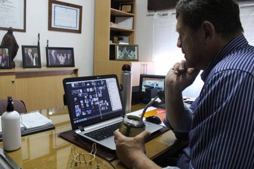 El senador Armando Gay confirmó que es positivo de COVID