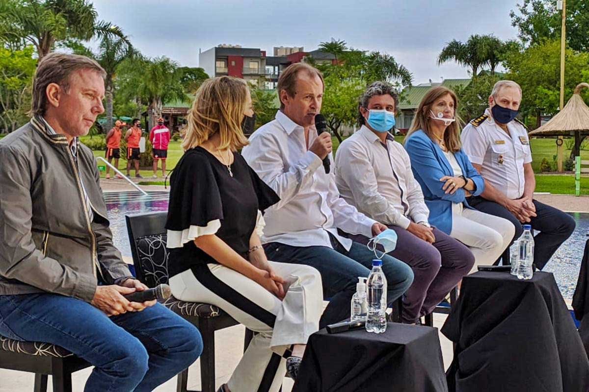 Bordet toc&oacute; el tema de los cruces fronterizos con Uruguay.