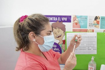 Comienza la vacunación a mayores de 70 años en Entre Ríos. Comienza la vacunación a mayores de 70 años en Entre Ríos.