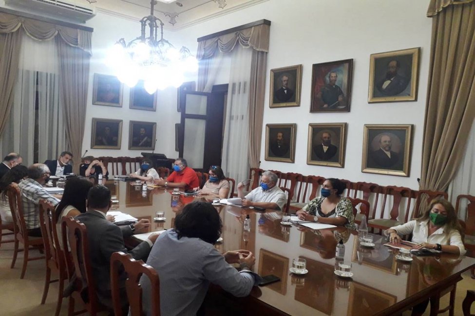 PARITARIAS: Los gremios estatales rechazaron la oferta salarial y la declararon &ldquo;insuficiente&rdquo;