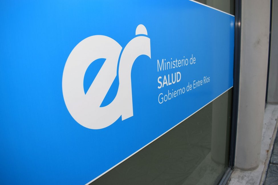 El COES recomienda priorizar el acceso a la educación presencial de alumnos con factores de riesgo