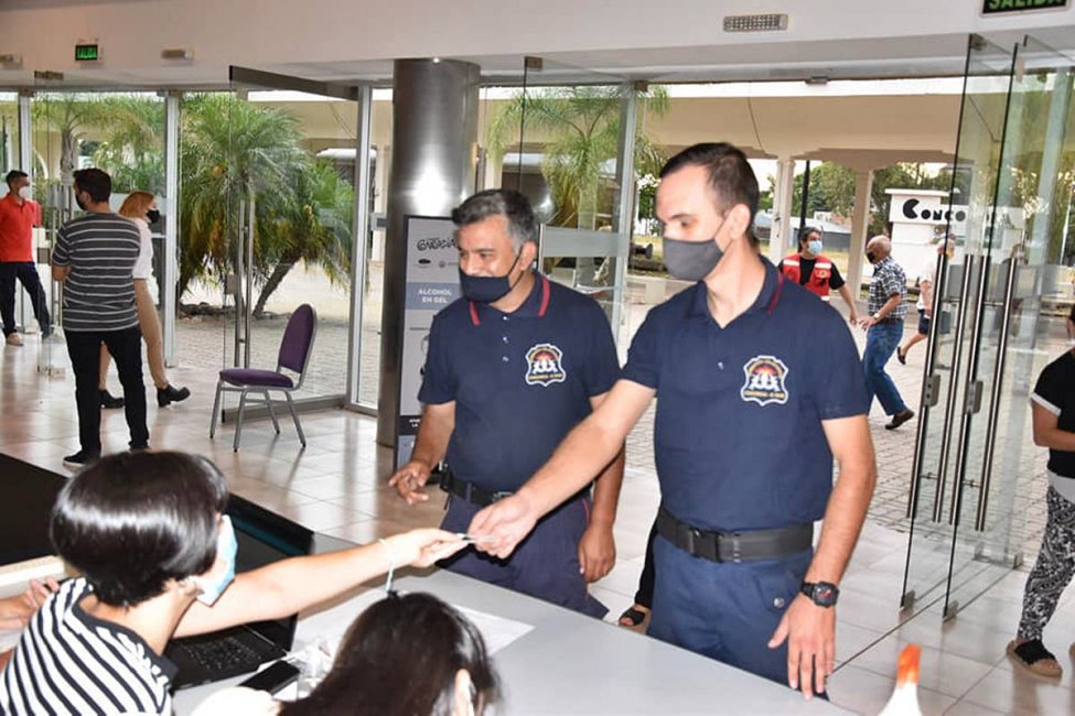 Comenzó este martes la vacunación al personal de Bomberos Voluntarios Concordia