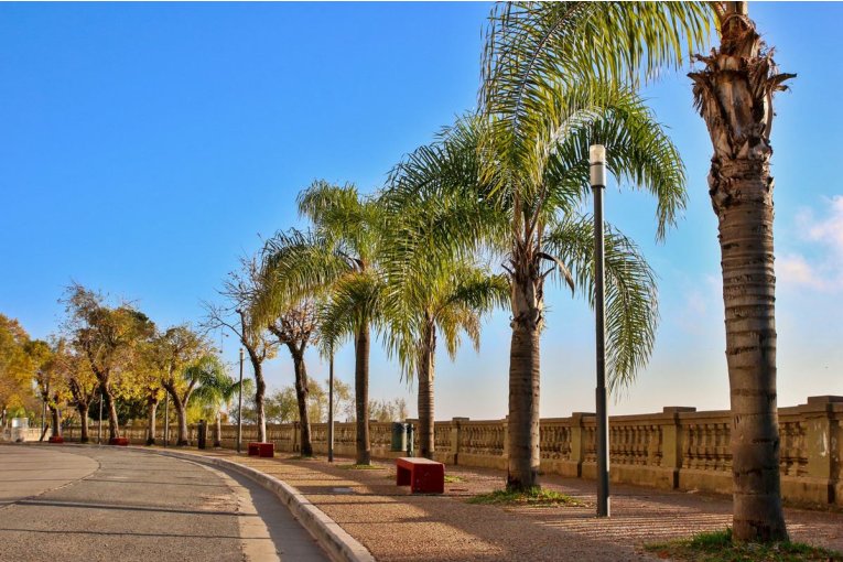 Un localidad de la costa del Uruguay a la cebeza de los destinos preferidos en una concoida aplicación turísticade