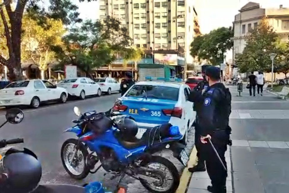 Un hombre fue detenido en pleno centro tras haber pautado un encuentro con una menor