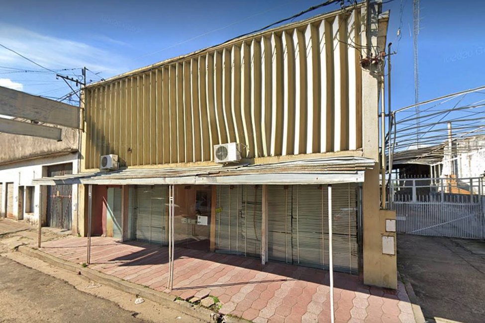Los trabajadores del diario El Sol denuncian que Mazurier gastó plata "en comprar trenes"