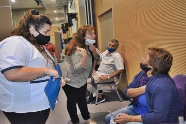 Inclusión en los operativos de vacunación del COES local. Inclusión en los operativos de vacunación del COES local.