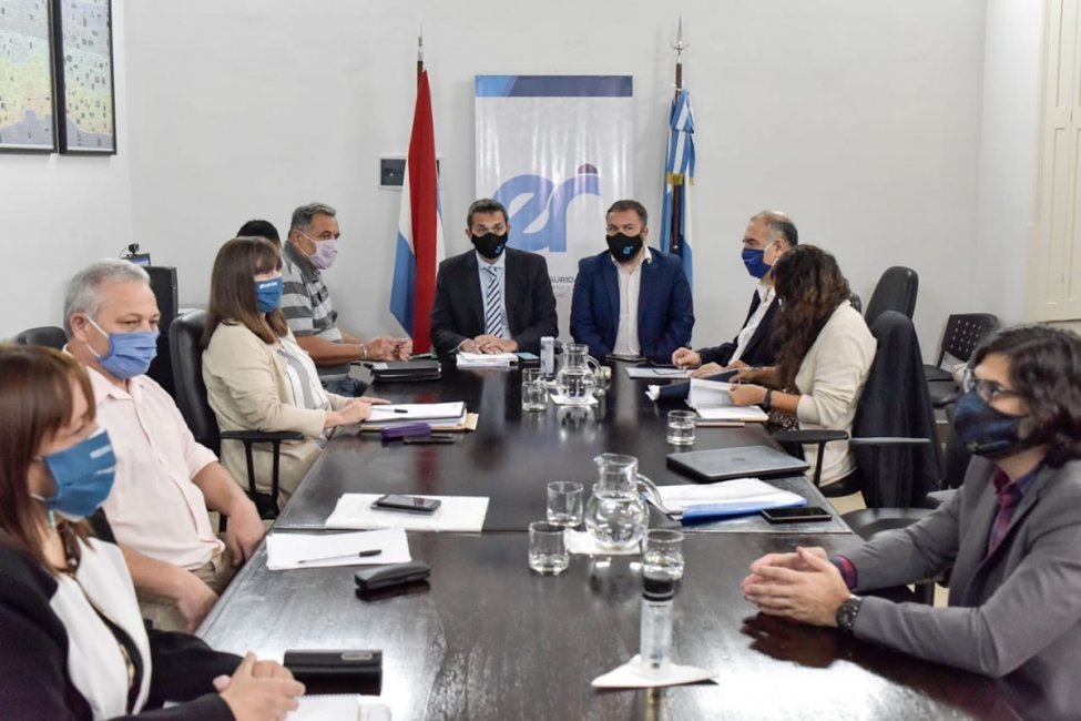 Provincia dio a conocer la propuesta salarial para los gremios estatales