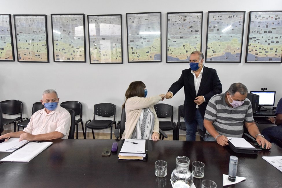ATE y UPCN declararon “insuficiente” al ofrecimiento salarial de Provincia