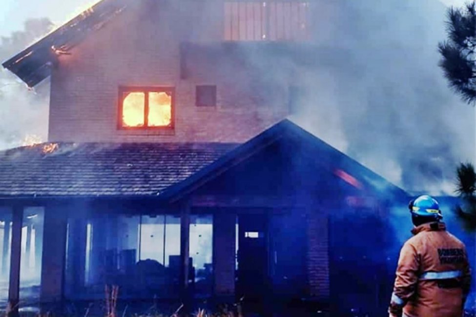 Primeras precisiones sobre el incendio donde fue encontrado un hombre sin vida