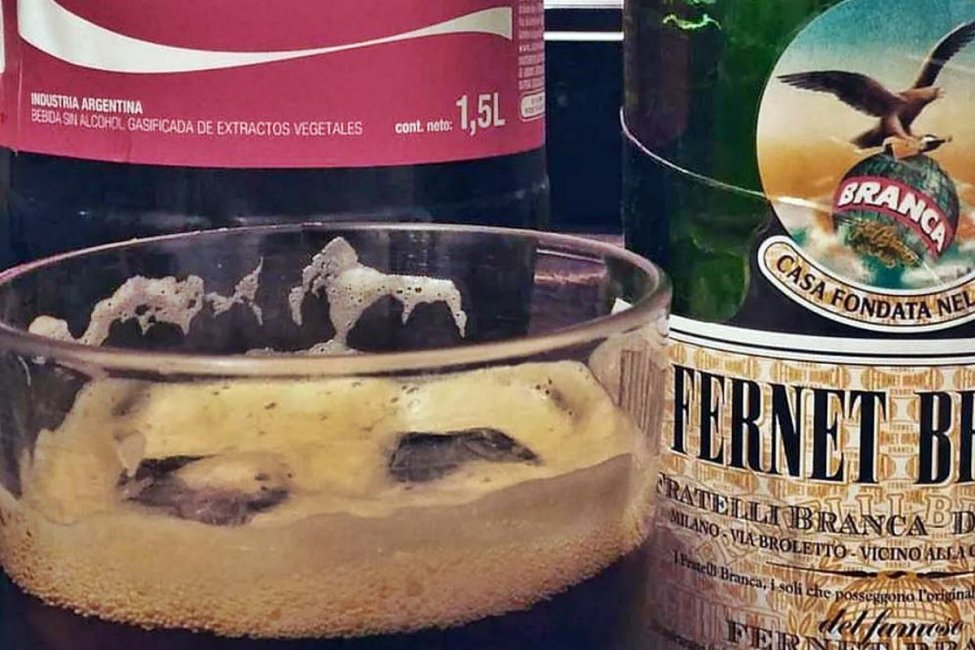 En Salto mencionan al Fernet para fundamentar las ventajas de haber cerrado el puente Salto Grande