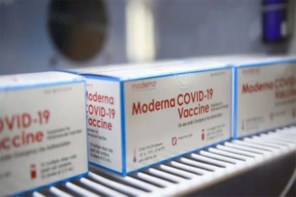 Llegan a Entre Ríos más de 27 mil dosis de Moderna para adolescentes entre 12 y 17 años
