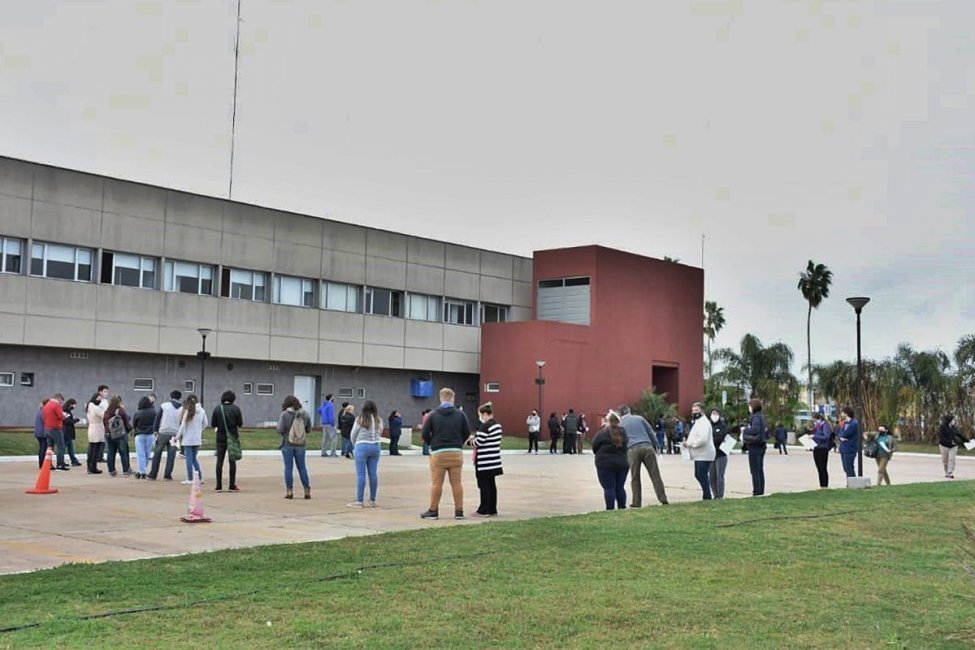 COVID: Confirman que habrá una jornada más de vacunación masiva en el Centro de Convenciones