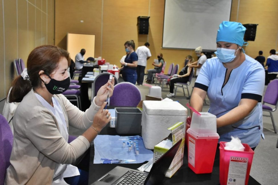 COVID: Con jornada libre para primeras dosis este martes continuará la vacunación en Concordia