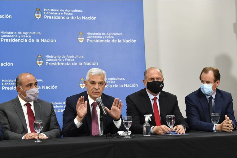 Bordet destac&oacute; la reapertura de exportaci&oacute;n de carnes pero advirti&oacute; que &ldquo;vamos a velar para que no haya precios abusivos&rdquo;