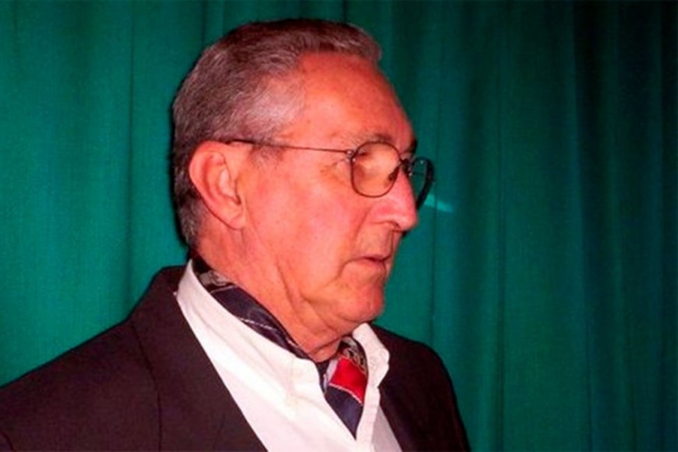 Lo golpeó, lo asaltó y lo obligó a hacer de remisero con el botín del atraco