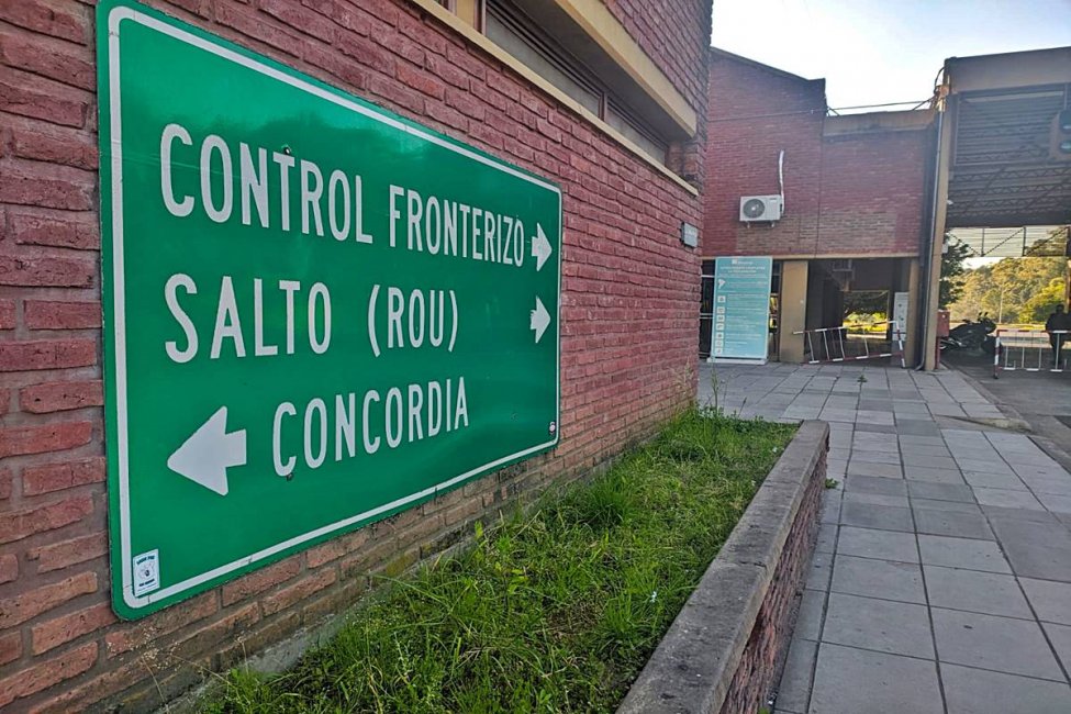 COVID: En el cruce Concordia - Salto también se intentó pasar con un testeo "trucho"